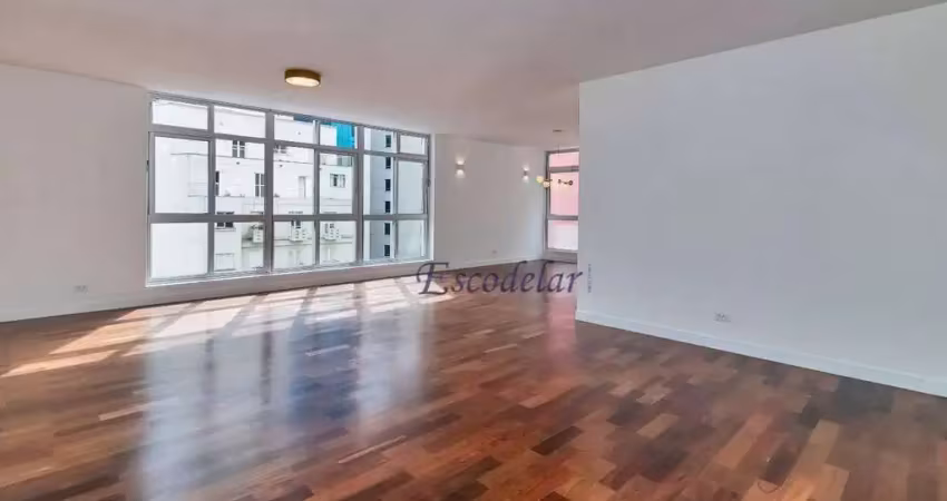 Apartamento reformado, 3 suítes à venda, 267 m² no paraíso