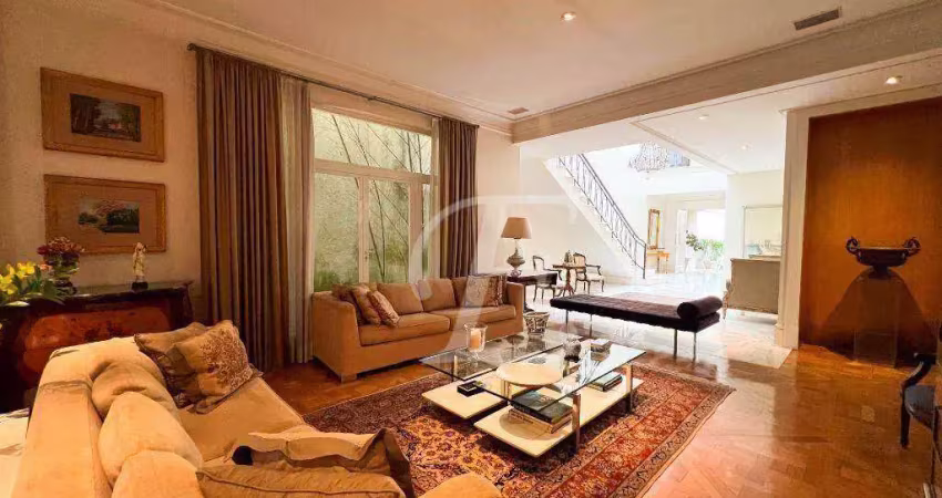 Casa com 837 m² , a venda , 4 suites,4 quartos, na vila nova conceição, a poucos passos do portão 7 do parque ibirapuera