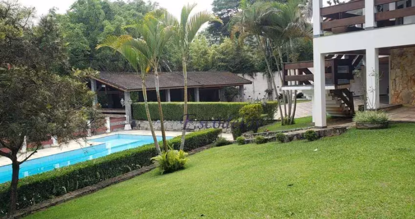 Casa com 4 dormitórios à venda, 600 m² por R$ 2.893.000,00 - Condomínio Alpes da Cantareira - Mairiporã/SP