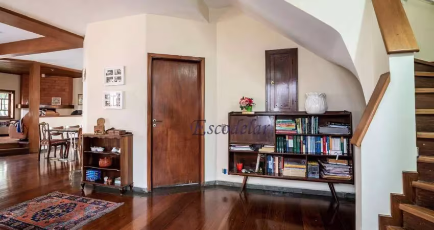 Casa com 4 dormitórios à venda, 300 m² por R$ 3.900.000,00 - Jardim das Bandeiras - São Paulo/SP