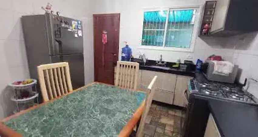 Sobrado 3 dormitórios, 1 suíte, 3 vagas no tremembé