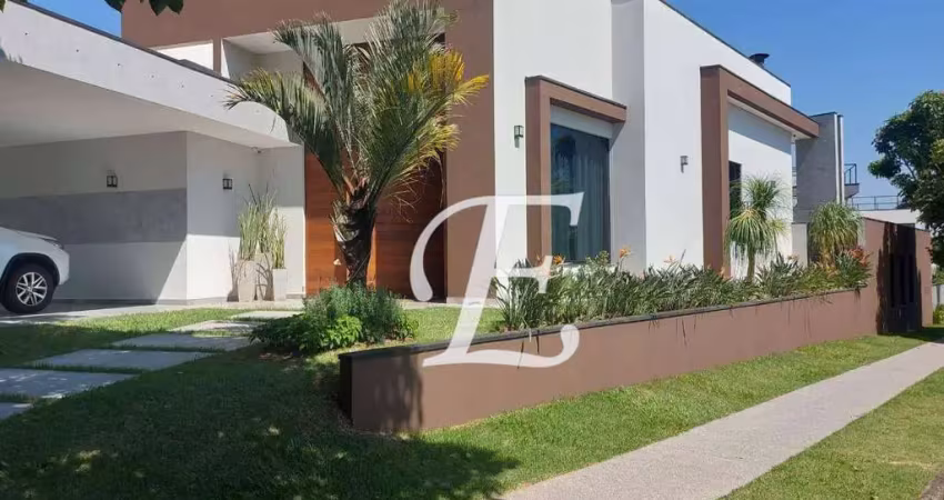 Casa com 4 dormitórios à venda, 350 m² por R$ 4.700.000,00 - Paisagem Renoir - Cotia/SP