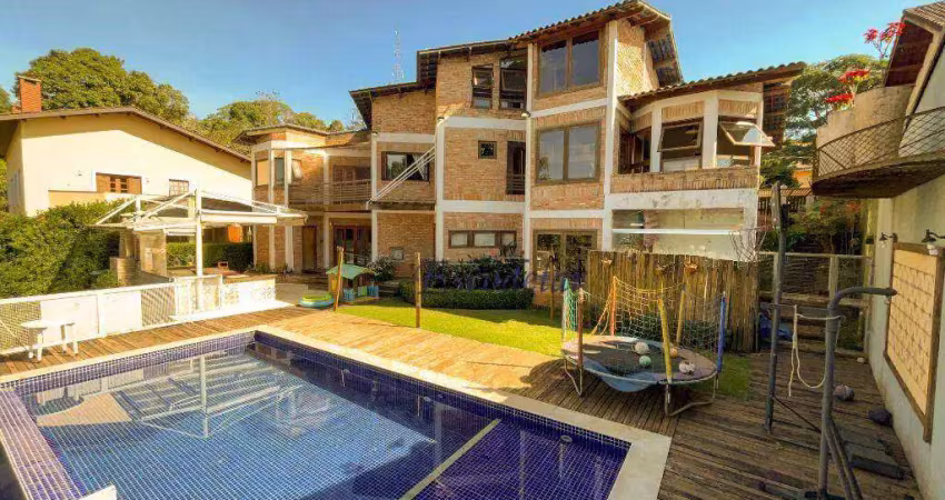Casa com 4 dormitórios à venda, 500 m² por R$ 2.998.000,00 - Alpes da Cantareira - Mairiporã/SP