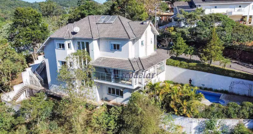 Casa com 4 dormitórios à venda, 550 m² por R$ 2.960.000,00 - Suíça da Cantareira - Mairiporã/SP