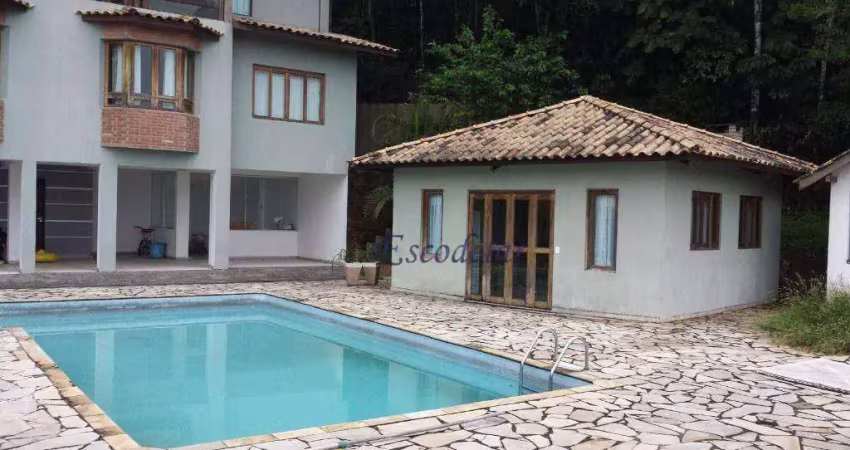 Casa com 3 dormitórios à venda, 380 m² por R$ 2.239.000,00 - Condomínio Alpes da Cantareira - Mairiporã/SP