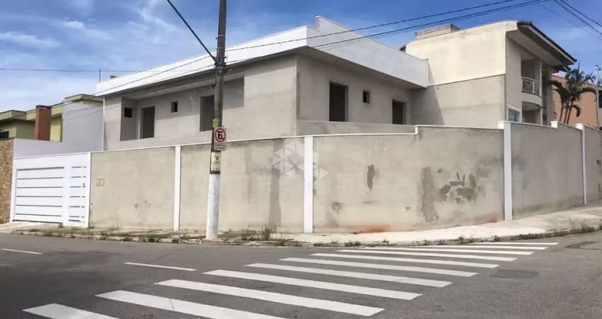 Sobrado Novo Parque dos Pássaros 4 suítes, 6 vagas