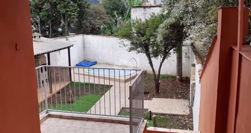 Casa Bosque da Saúde venda, 4 quartos, 5 vagas, piscina e churrasqueira
