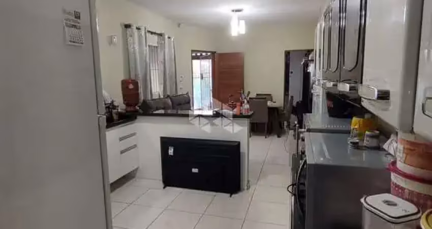 Casa itanhaem - bopiranga 2 quartos sendo 1 suíte, 2 vagas