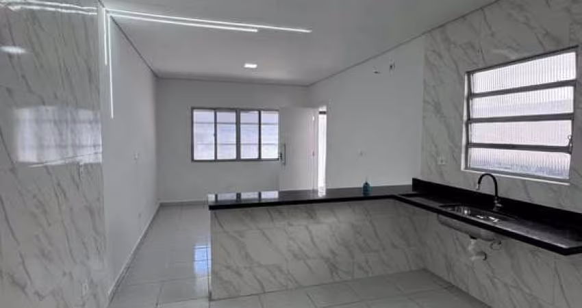 Casa à venda em Praia Grande, Boqueirão, com 2 quartos, 96m²