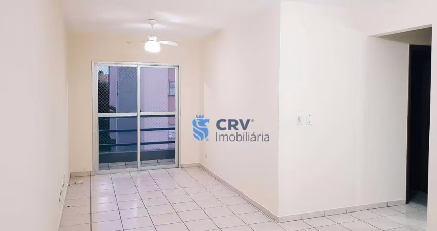 Apartamento com 3 dormitórios para alugar, 72 m² por R$ 1.700,00/mês - Conjunto Residencial Itamaraty - Londrina/PR