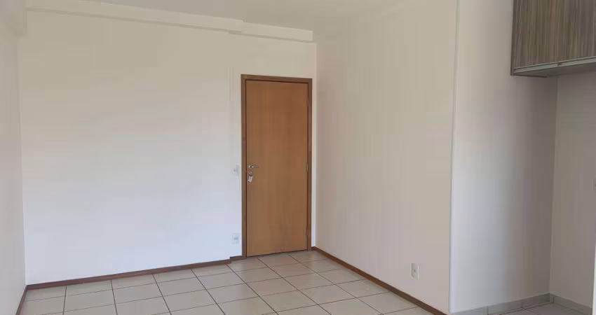 Apartamento com 3 dormitórios à venda, 69 m² por R$ 470.000,00 - Aurora - Londrina/PR