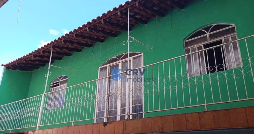 Sobrado para alugar, 160 m² por R$ 1.970,00/mês - Maringá - Londrina/PR