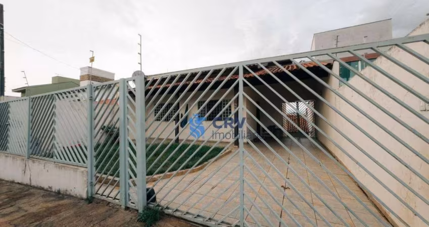 Sobrado com 3 dormitórios à venda, 250 m² por R$ 700.000,00 - Universitário - Londrina/PR
