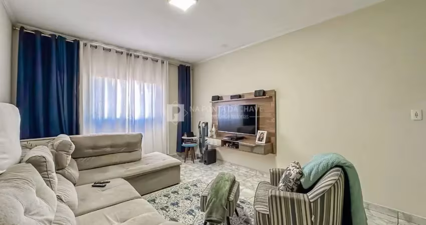 Casa com 2 quartos para alugar na Hortência Van D'kamp, 1, Baeta Neves, São Bernardo do Campo