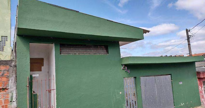 Casa com 3 dormitórios à venda, 300 m² por R$ 375.000,00 - Vila Colorado - Suzano/SP