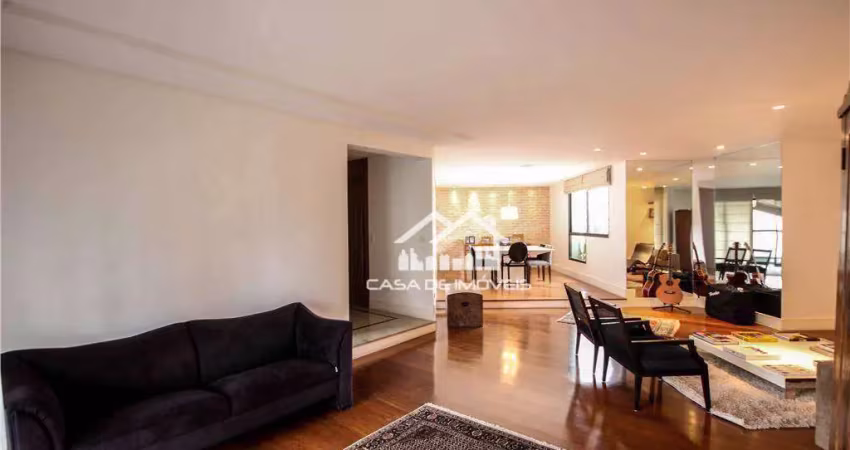 Vende apartamento com 257m², 4 suítes e