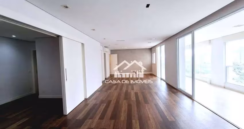 Vende ou aluga apartamento com 4 dormitórios à venda, com 233 m² e 3 suítes no  campo belo