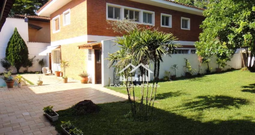 Vende excelente casa com piscina e