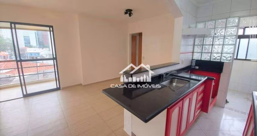 Vende apartamento com 65m², 2 dormitórios com 1 suíte e lazer em Moema.
