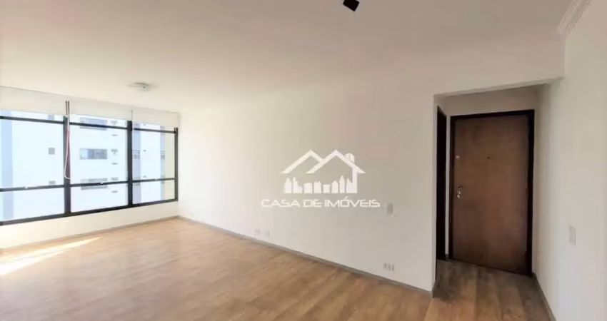 Vende amplo apartamento com 3 dormitórios, sendo 1 suíte, 1 vaga fixa, em andar alto, com 107m² no brooklin
