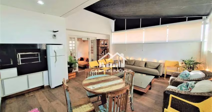 Vende casa tipo sobrado com 4 dormitórios, espaço gourmet com churrasqueira e forno de pizza, escritório, depósito, 2 vagas, na vila suzana.