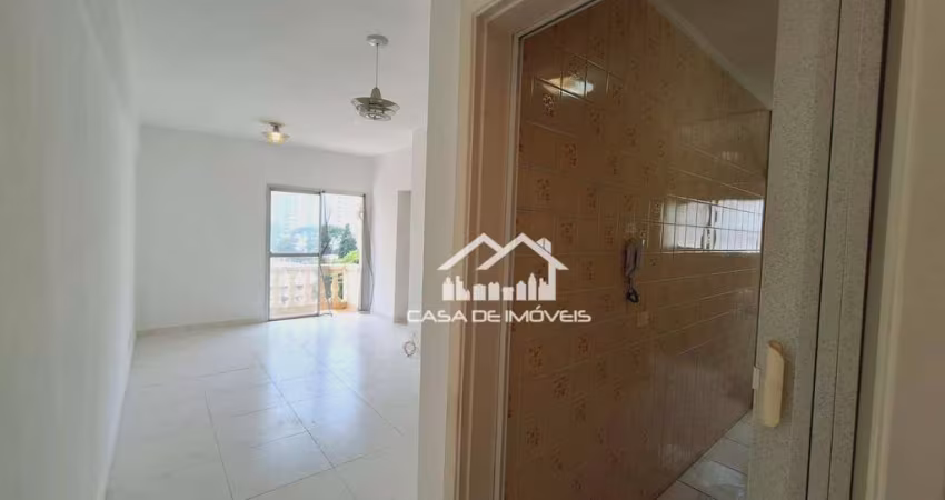 Vende apartamento com 46,35m², 1 dormitório e 1 vaga, em Moema Pássaros.