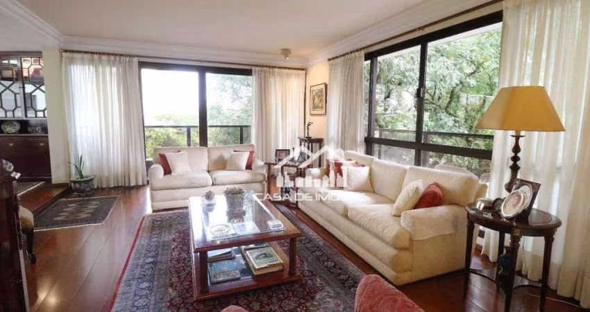 Vende apartamento com 200m², 3 suítes, 3 vagas de garagem e