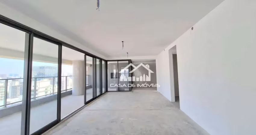 Vende apartamento com 206m², 3 suítes, 4 vagas, varanda gourmet e lazer no campo belo.