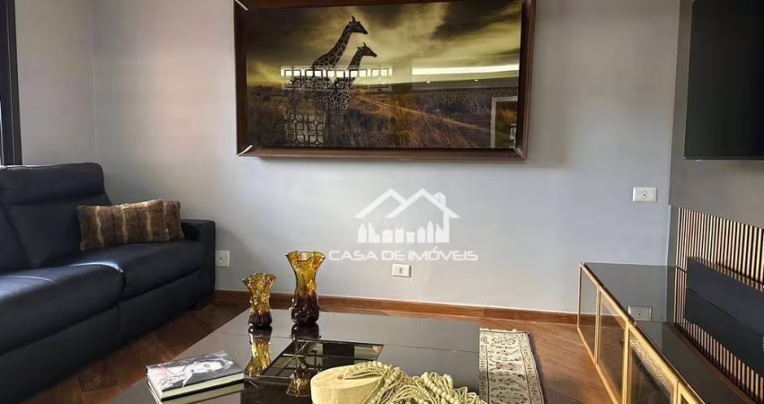 Vende apartamento de 260m², com 3 suítes e 4 vagas no Jd Vitória Régia.