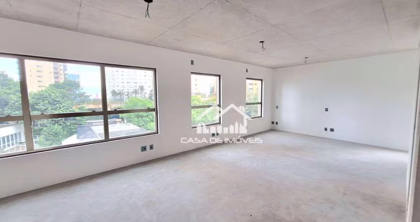 Vende apartamento novo, com 71m², no Panamby