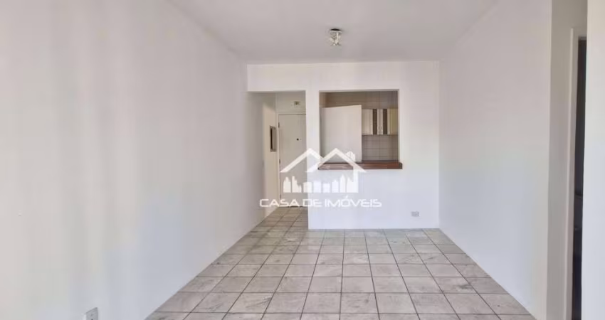 Vende apartamento de 75m², com 3 quartos, sendo 1 suíte e 2 vagas, na Vila Suzana.