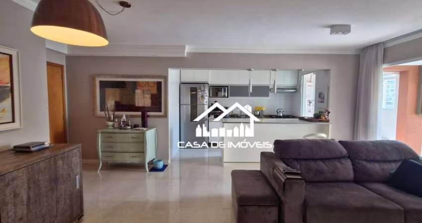 Vende apartamento de 95m², com 2 suítes e 3 vagas, na Vila Andrade.