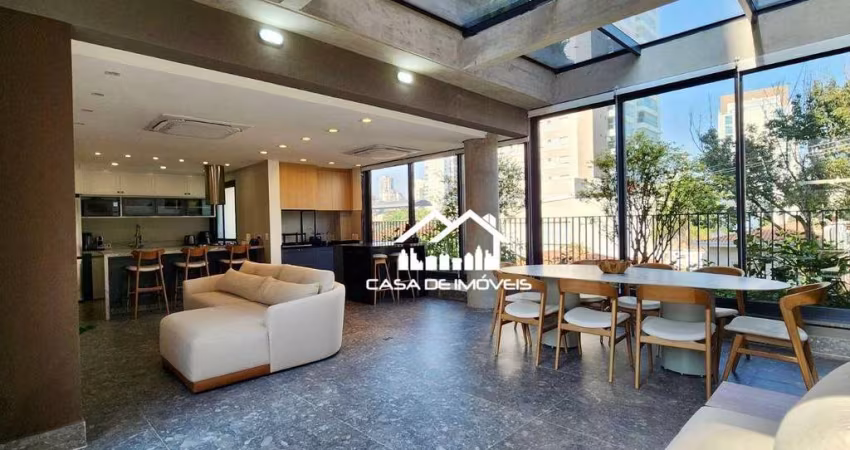 Venda de apartamento garden mobiliado, com 145m², 2 suítes, varanda gourmet, churrasqueira, lazer completo no Brooklin