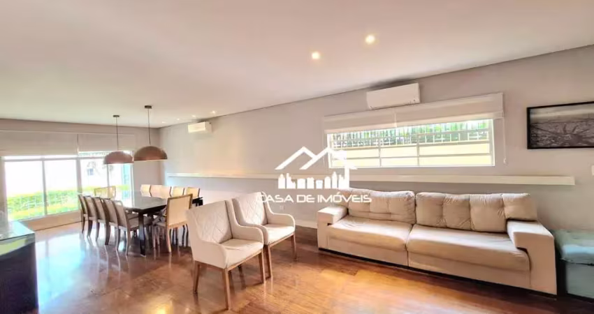 Aluga casa tipo sobrado, mobiliada, com 360m², 3 suítes, espaço gourmet e 4 vagas, na vila inah