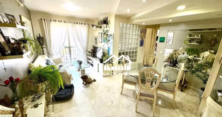 Vende apartamento de 70m², com 2 dormitórios, sendo 1 suíte, 2 vagas de garagem e varanda, na vila andrade