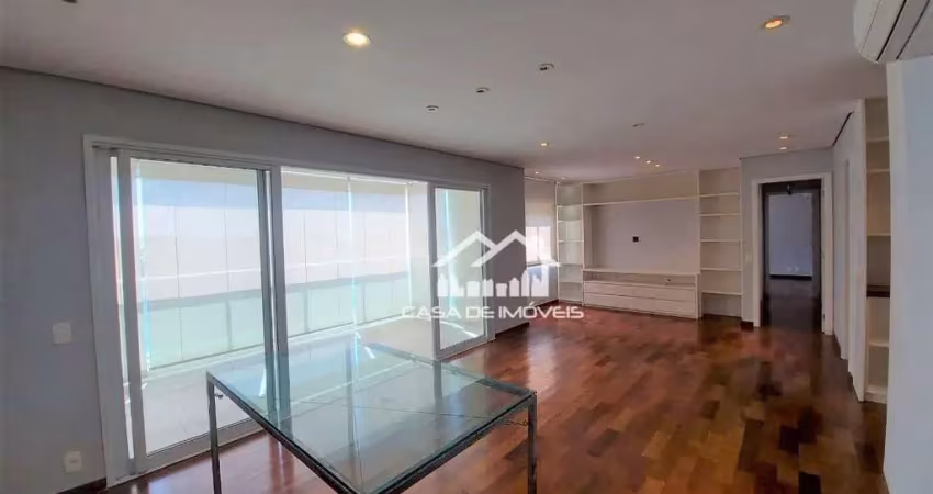 Aluga apartamento com 129m², 3 suítes, 2 vagas e lazer clube, no panamby