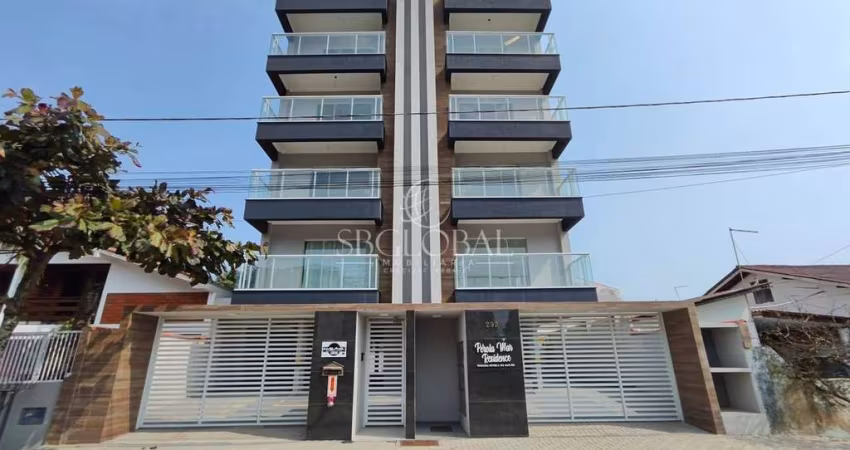 Apartamento com 03 dormitórios (01 suíte) no centro comercial a 200 metros da praia