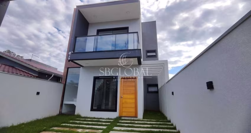 Luxuoso Sobrado com Piscina, a 300m da Praia, no Balneário Volta ao mundo I