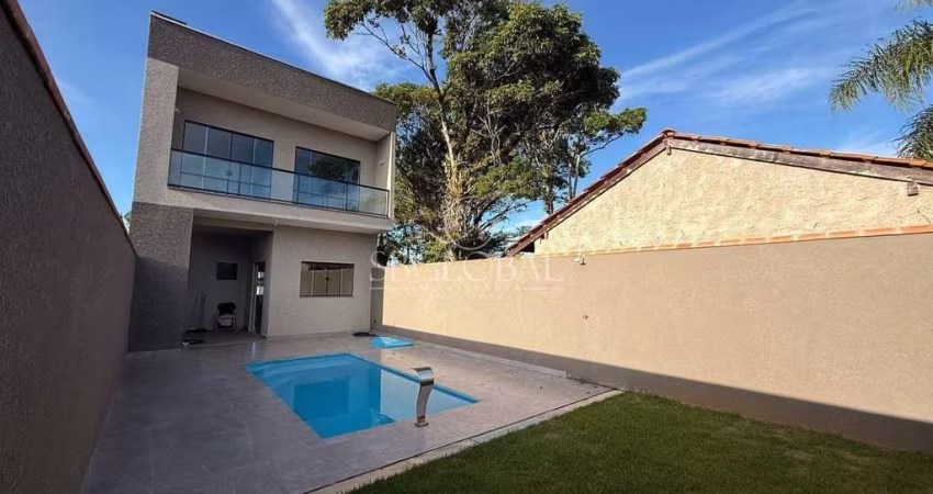 Sobrado com piscina á 300 metros do mar na Barra do Saí em Itapoá/SC!