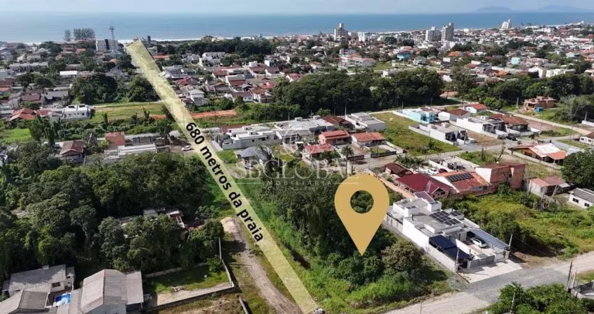 Terreno de esquina com 360m² na Barra do Saí em Itapoá SC