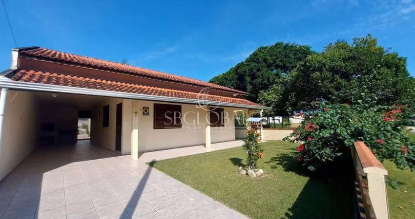 Casa a 180 metros da praia na Barra do Sai em Itapoá/SC!