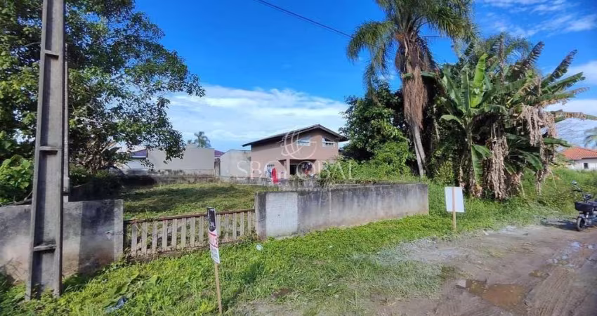Terreno na Barra do Saí, em Itapoá/SC - a apenas 450 metros da praia!