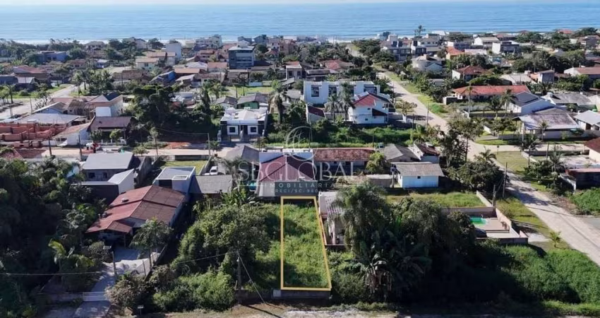 Terreno localizado na Barra do Saí a 450 metros da praia em Itapoá/SC!