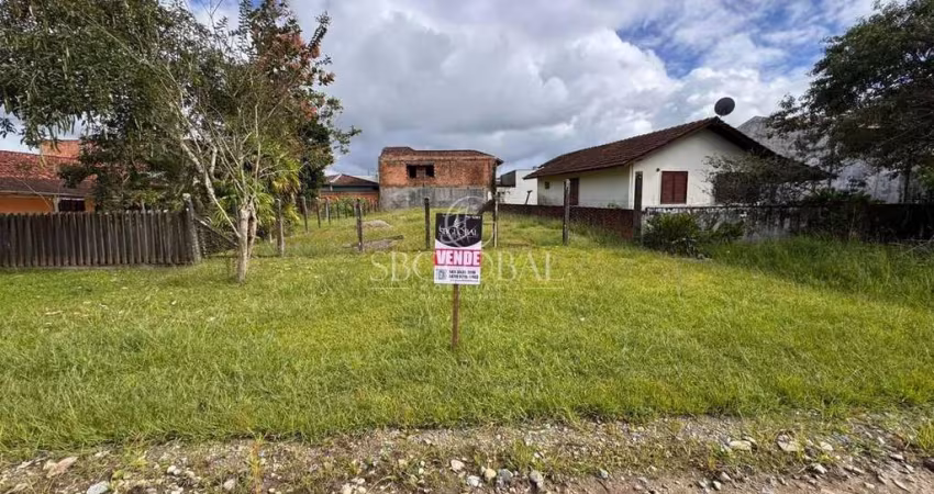 Terreno em ótima localização no Balneário Cambiju pronto para construir em Itapoá/SC!
