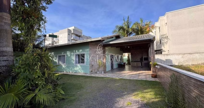 Ótima casa no Balneário Jd. Pérola do Atlântico a 360 metros da praia em Itapoá/SC!