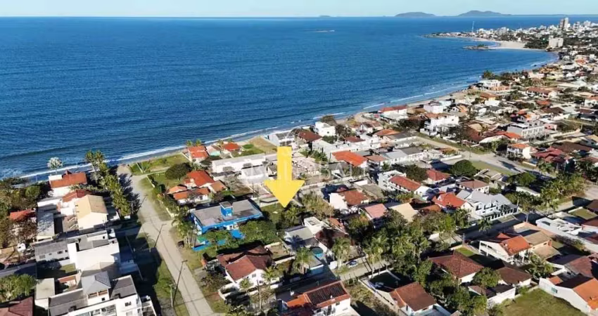 Terreno com 360m² localizado no balneário cambiju a 120 metros da praia em itapoá-sc!