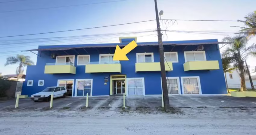Apartamento á 90 metros da praia no balneário cambiju em itapoá-sc