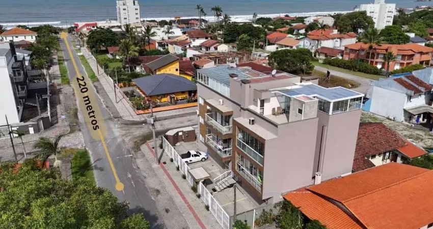 Apartamento no residencial turim! localizado no rainha do mar a 220 metros da praia em itapoá/sc!