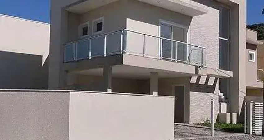 Sobrado de esquina com alto padrão de acabamentos em itapoá/sc