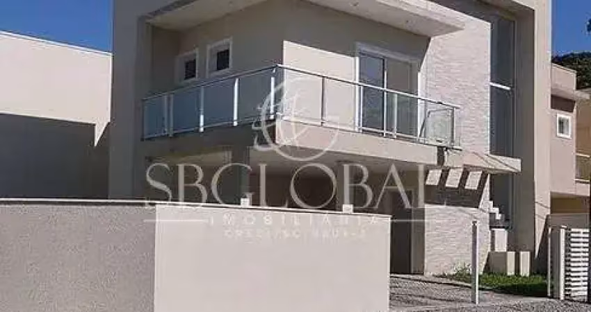 Sobrado de esquina com alto padrão de acabamentos em itapoá/sc